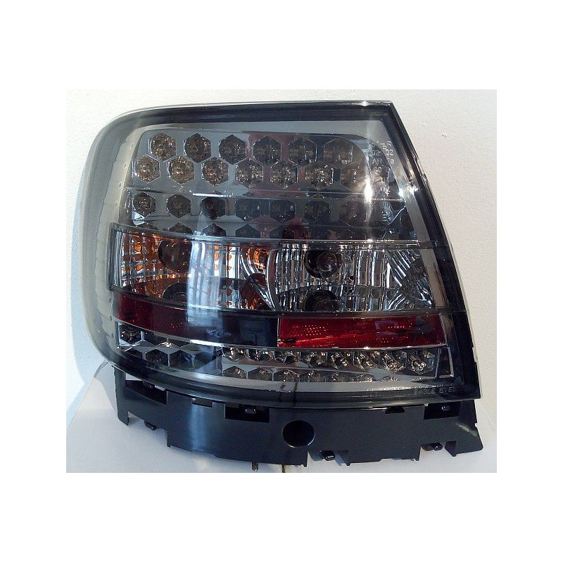 Čirá světla Audi A4 B5 95-01 LED, kouřová