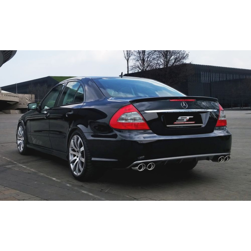 Mercedes Benz E-tř. W211 (02-09) zadní nárazník, vzhled AMG